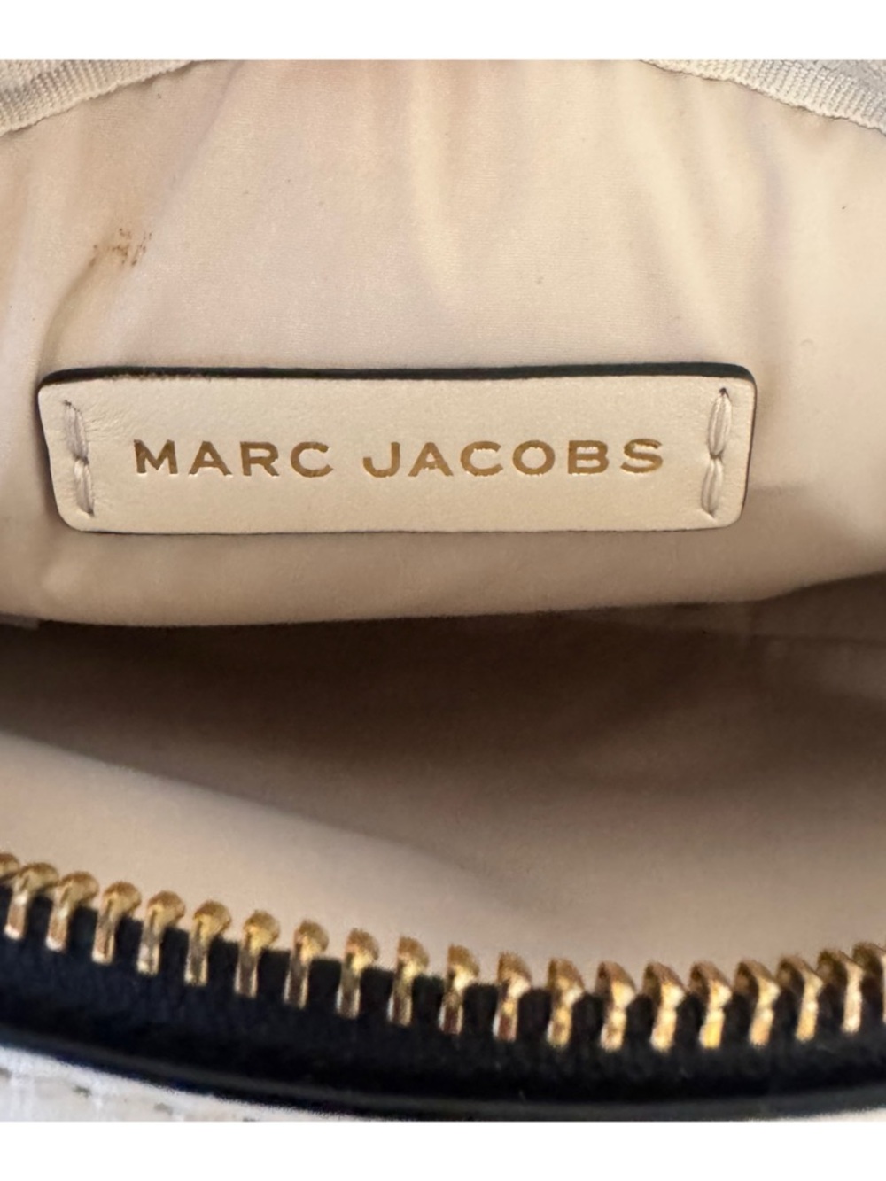 🤍CHIC🤍MARC JACOBS WHITE SIGNET ROUND CROSSBODY BAG - Picture 11 of 16